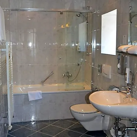 Zwei Mohren Hotel 3*