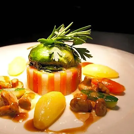 Hotel Zwei Mohren 3*